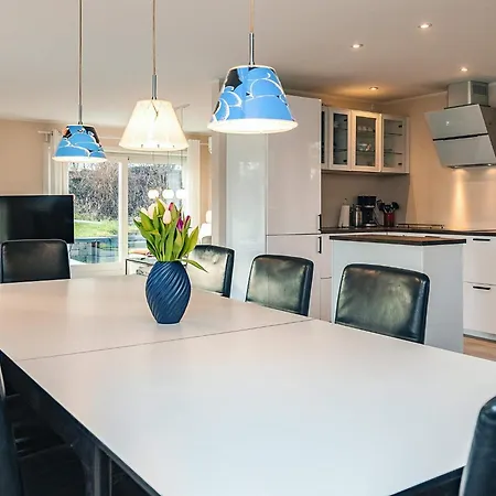 Holiday home 10-person In Rodvig Stevns